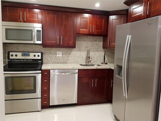 3730 Inverrary Dr Unit LIKE NEW  CONDO, Lauderhill, FL 33319