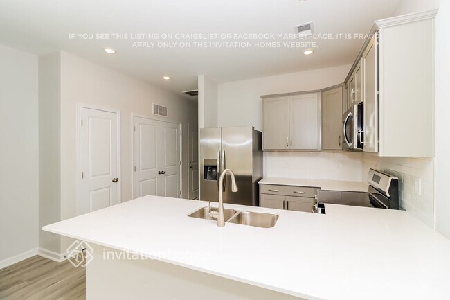 2006 Commerce Dr, Monroe, NC 28110 - photo 7