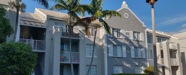 11155 SW 5th Place unit 303, Pembroke Pines, FL 33025 - photo 7