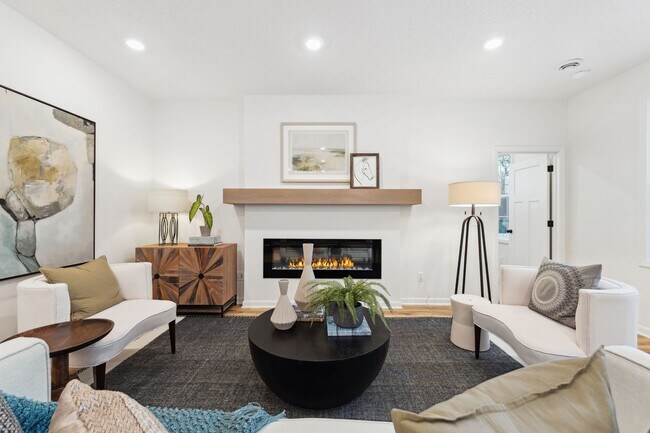 20187 Gothic Ave unit 36809768, Lakeville, MN 55044 - photo 2