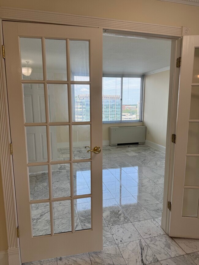 Third Bed or Family Room