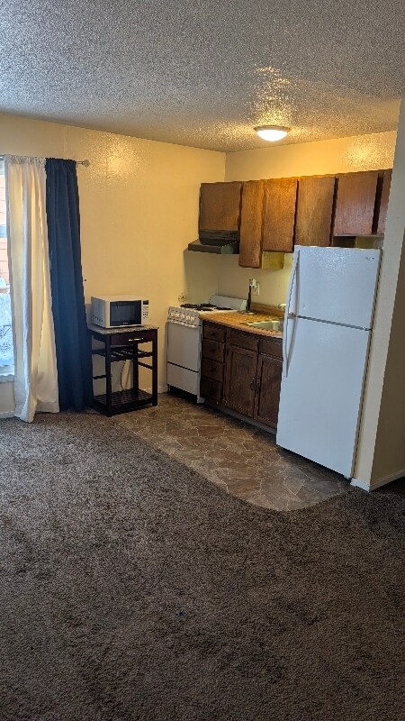 512 E 15th Ave unit 3, Anchorage, AK 99501 - photo 3