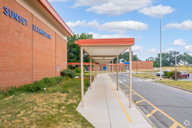 Sunset Elementary School one of 79 elementary schools located in Anne Arundel County.