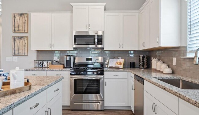 480 Roxeywood Way, Winder, GA 30680 - photo 7