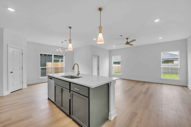 8905 Ponderosa Pine Rd, Temple, TX 76502 - photo 2