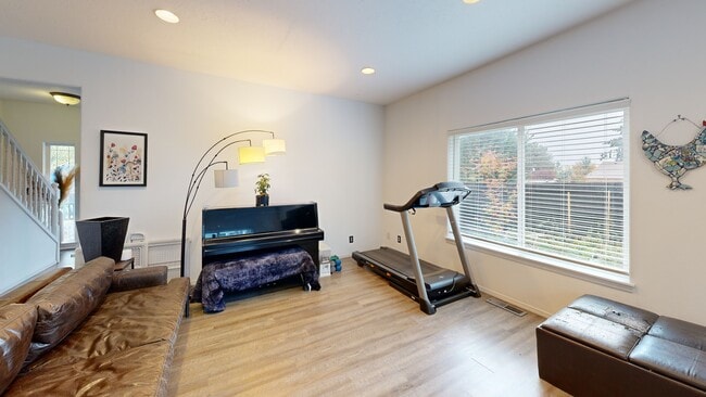 3250 Cooke St S, Salem, OR 97302 - photo 2