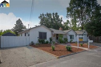 36 Canal Ln, Walnut Creek, CA 94597