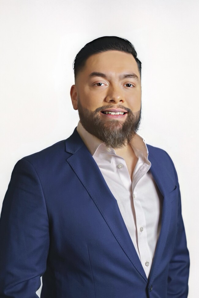 Agent Photo