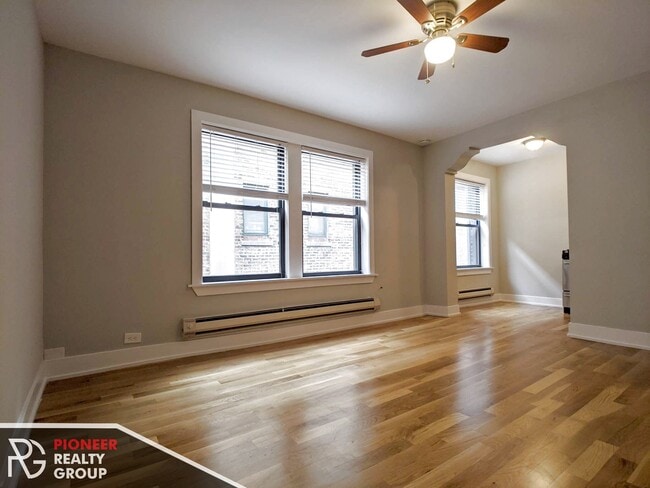 429 W Roscoe St unit 425-603, Chicago, IL 60657 - photo 3