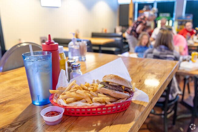Grab a bite at the local Fargo Hi-Ho Burgers near Stonebridge.