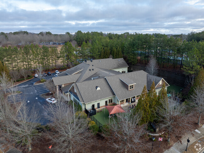 Carrington Academy at Windermere has a Student Teacher Ratio of 98:1.
