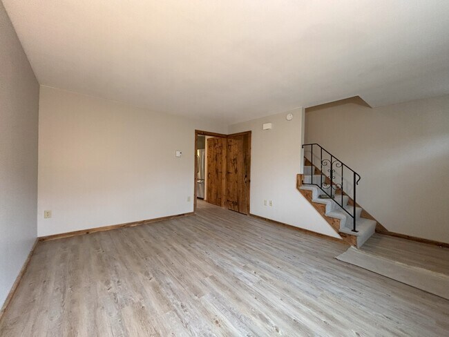 2 Linda Ln, Stratham, NH 03885 - photo 5