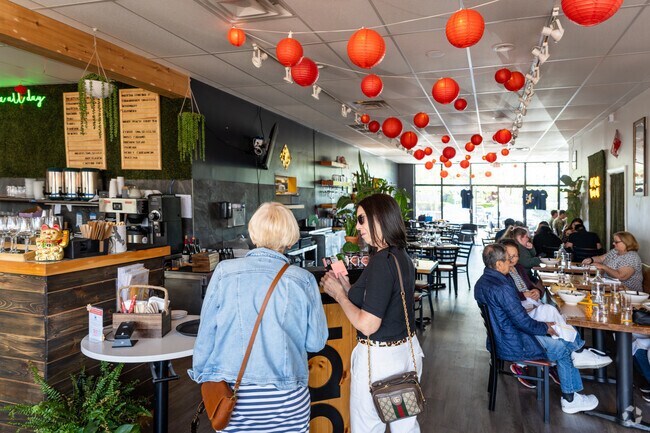 Enjoy Japanese cuisine and boba teas at Yagi in Newport's vibrant neighborhood.