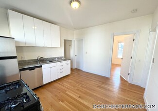 19 Eastman St Unit 2, Boston, MA 02125