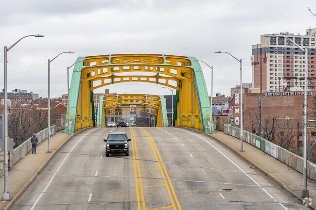 The Maryland Institute College of Art is easily accessible from Seton Hill.