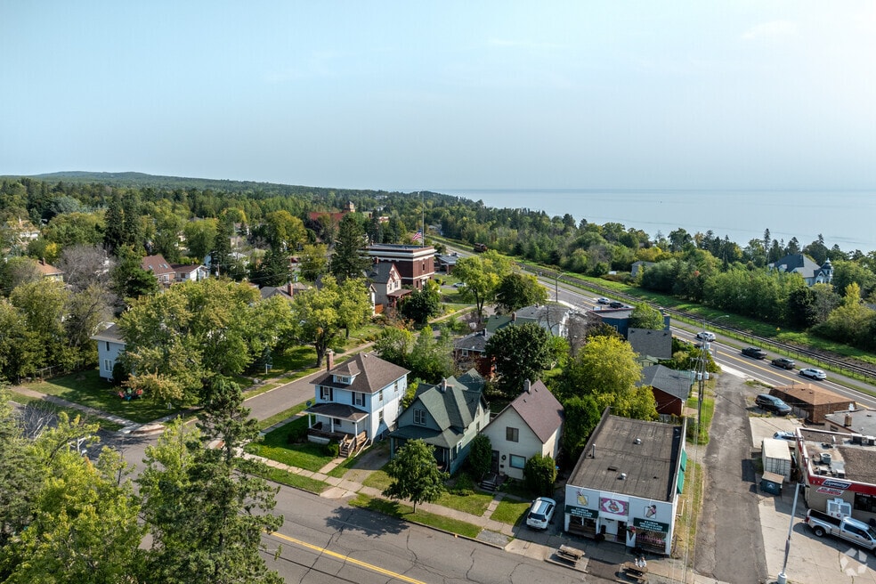 Lakeside-Lester Park