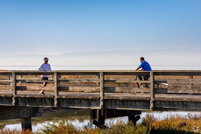 San Lorenzo Trails allow Heron Bay residents to enjoy an active, healthy lifestyle.