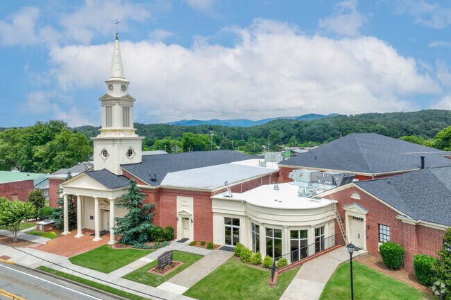 Ellijay First United Methodist Church sits in the heart of downtown.