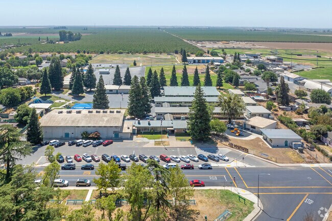 A view of Le Grand Elementary School in Le Grand.