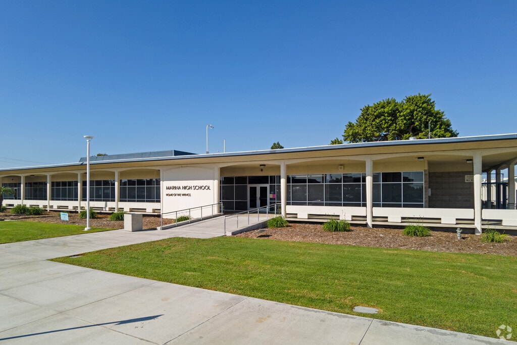 Marina High School, Rankings & Reviews