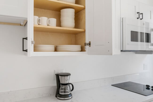 232 Newbury St unit FL2-ID1299, Boston, MA 02116 - photo 6