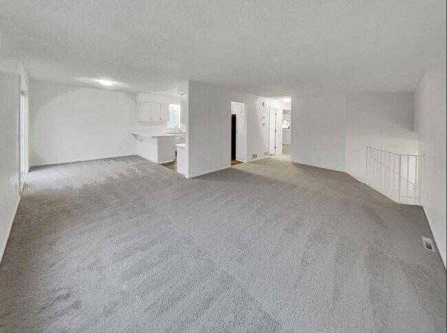 8232 Sumter Ave N, Brooklyn Park, MN 55445 - photo 7