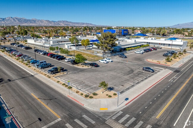 Vegas Verdes Elementary School 5