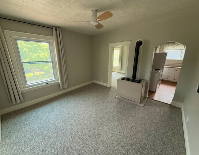 Unit 2 living/dining room
