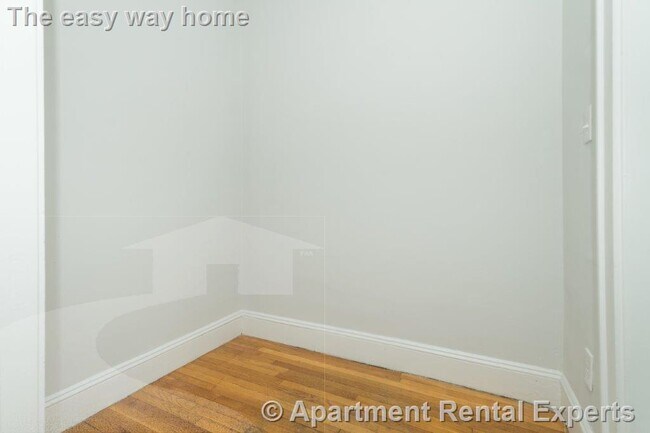136 Highland Ave unit 14, Somerville, MA 02143 - photo 4