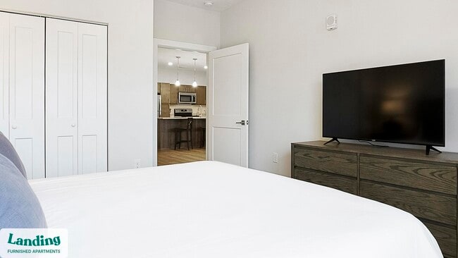 9906 Runway Dr unit 2549-208, Indianapolis, IN 46234 - photo 7