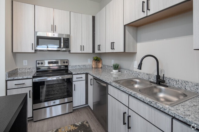 1BR, 1BA - The Radnor - 623SF - Kitchen