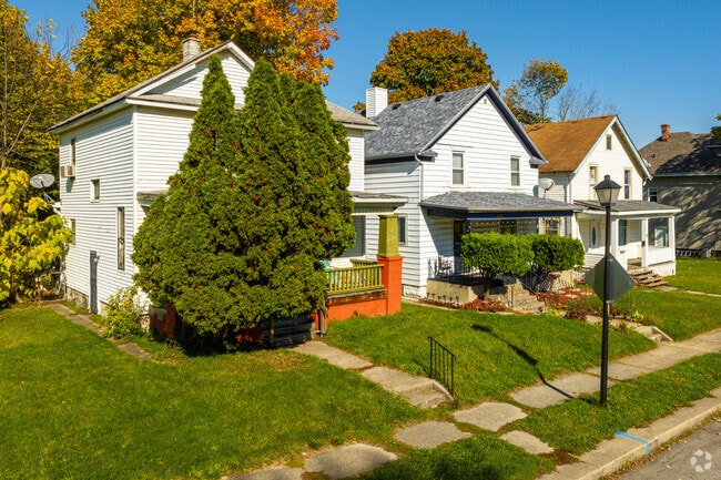 The majority of homes in Fort Wayne's East Central neighborhood are two stories.