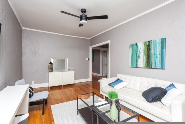 629 W Cornelia Ave unit 37-3W, Chicago, IL 60657 - photo 5