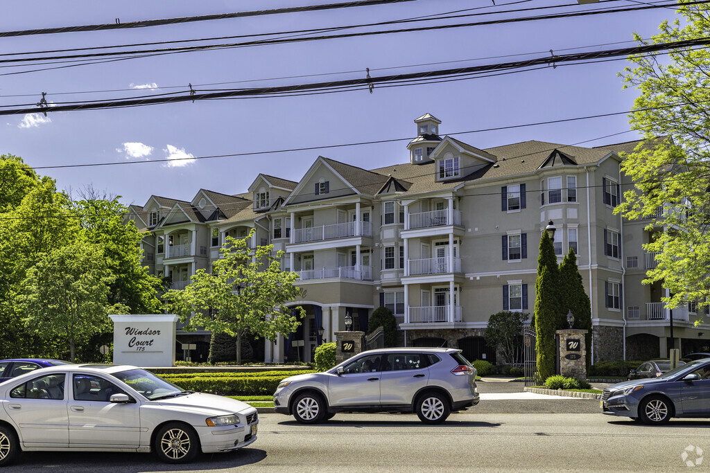 About Windsor Court Rochelle Park NJ HOAs Reviews Amenities About Windsor Court Rochelle Park NJ HOAs Reviews Amenities