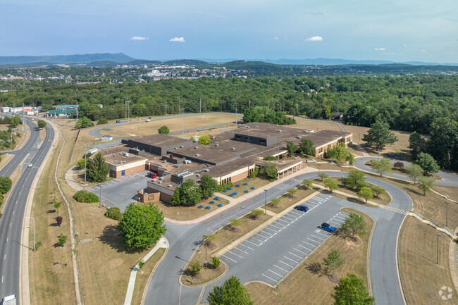 Thomas Harrison Middle School is part of thee Harrisonburg City Public Schools District.