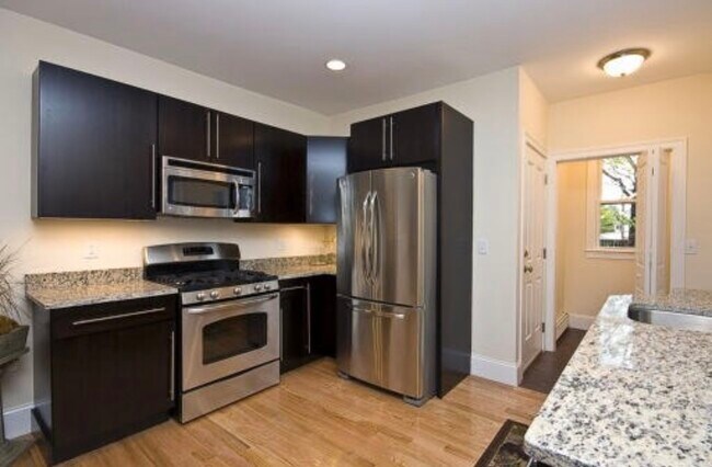 21 Marion Rd unit 1, Belmont, MA 02478 - photo 3