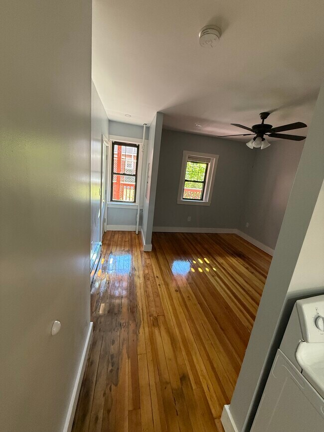 38 Salem St unit 10, Salem, MA 01970 - photo 6