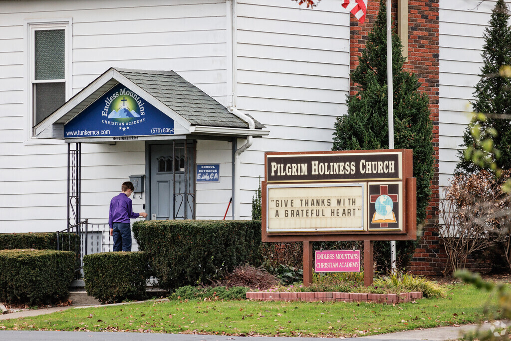 Endless Mountains Christian Academy in Tunkhannock, PA has 33 students in grades K-12.