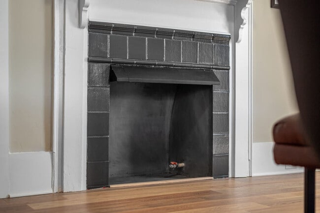 500 W Rosemary St unit ID1300722P, Chapel Hill, NC 27516 - photo 3