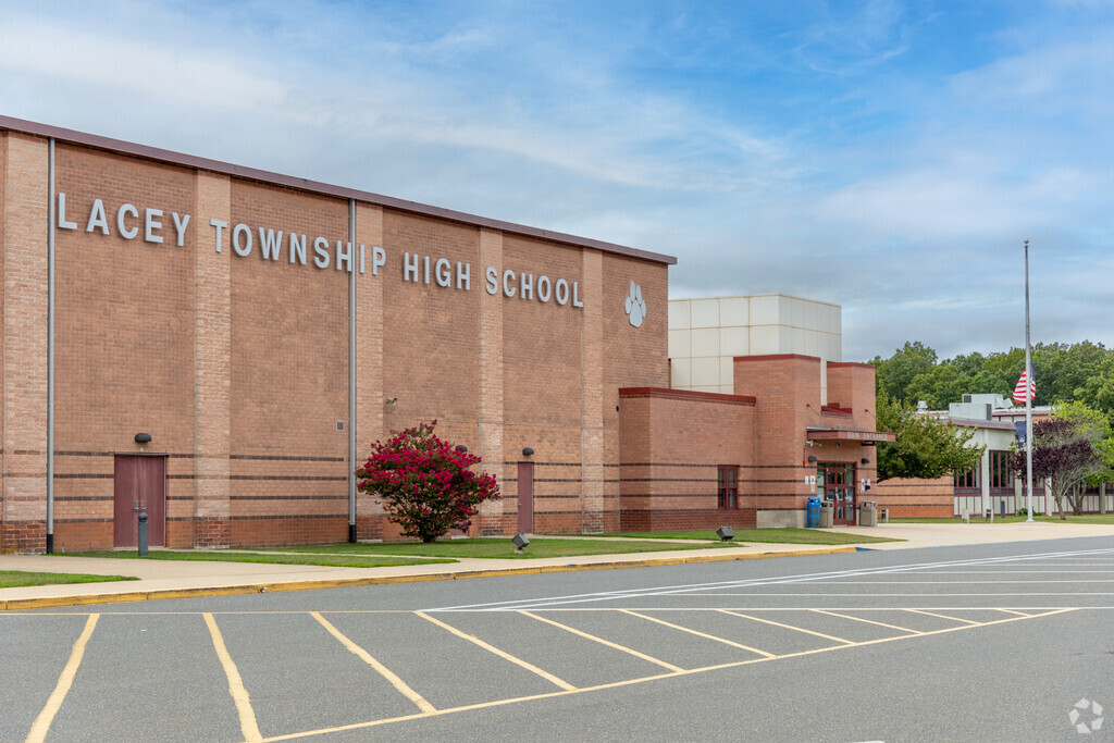 Lacey Township High School, Lacey Township NJ Rankings & Reviews