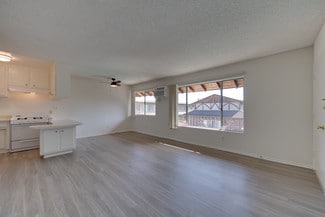 5254 Newcastle Ave, Encino, CA 91316