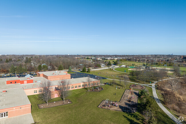 Erickson Elementary School has a student-teacher ratio of 14 to 1.