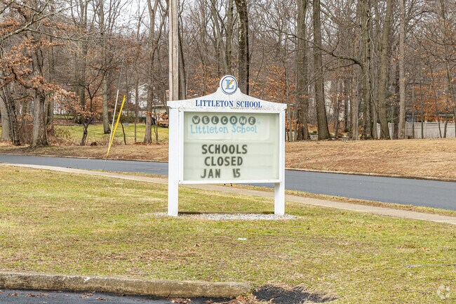 Littleton Elementary School, Rankings & Reviews