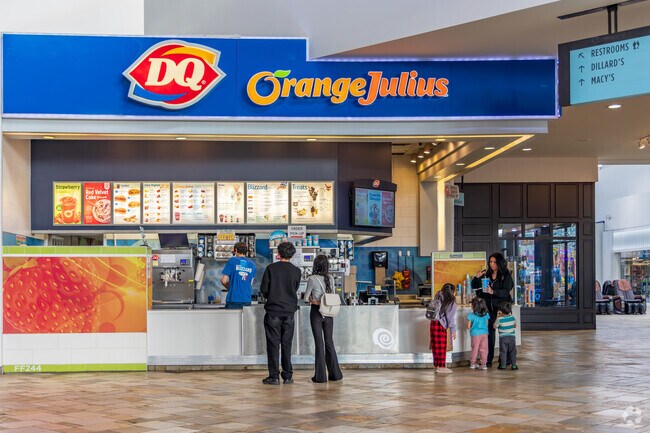 FlatIron Crossing features a variety of stores and restaurants.