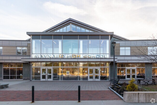 Maynard High School serves student in grades 9-12.