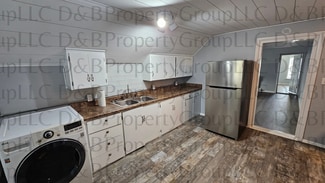 939 Baraga St NE Unit 2, Grand Rapids, MI 49503