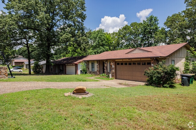 Ranch homes are the predominant home style in Sherwood.