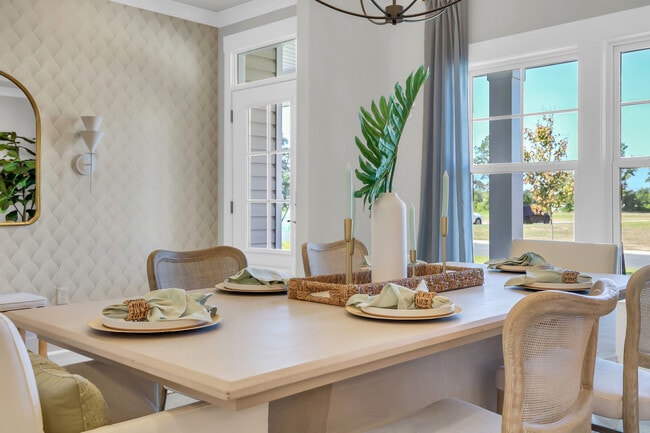 Wisteria II - Dining Room