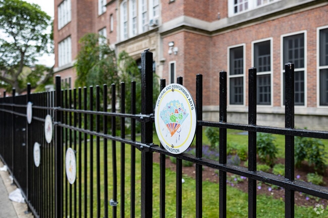 P.S. 69Q The Jackson Heights School has a strong tradition of cultural and performing arts.
