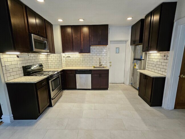 7012 Forsyth Blvd unit 2W, Saint Louis, MO 63105 - photo 4